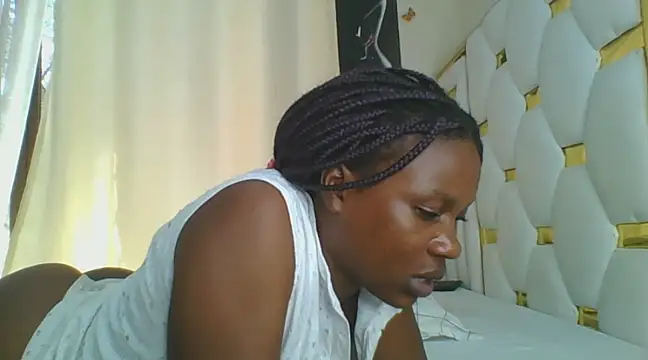 sweetlove05 online show from 03/04/25, 12:33