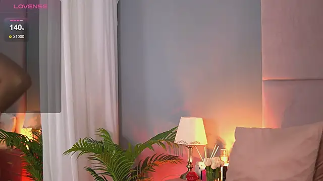 AlmaLuv online show from 02/12/25, 10:24