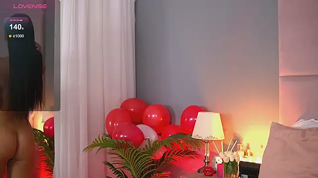 AlmaLuv online show from 02/18/25, 04:48