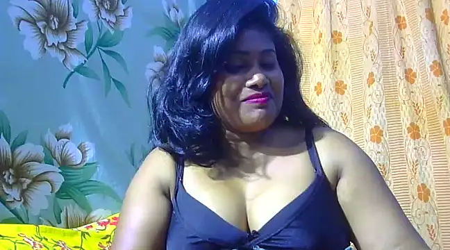 Snapshot of sexy_roma chatting on 02/26/25, 06:54 sexy roma online show from 02/26/25, 06:54