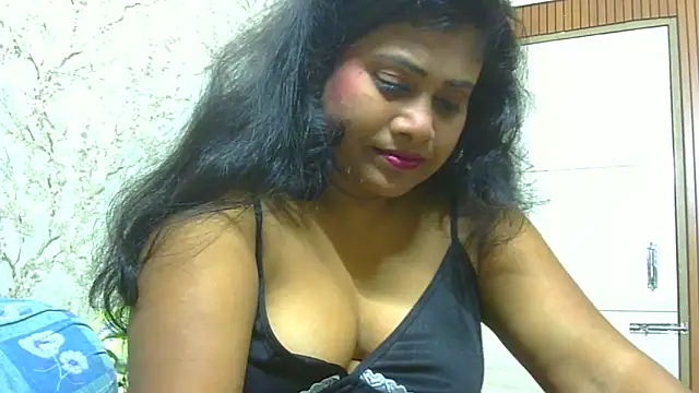 Snapshot of sexy_roma chatting on 12/05/25, 05:53 sexy roma online show from 12/05/25, 05:53