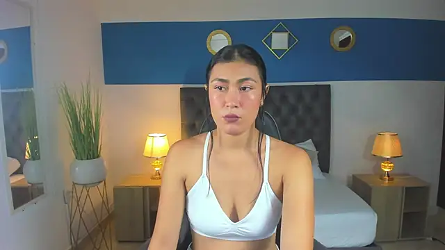 Snapshot of violetta_mendoza_ chatting on 03/04/25, 12:50 violetta mendoza online show from 03/04/25, 12:50