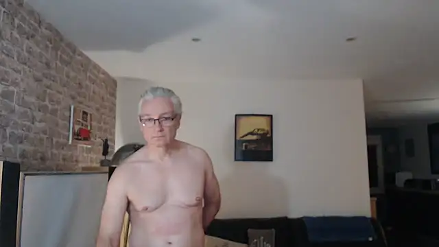 Snapshot of Goduleur69 chatting on 11/27/25, 05:15 Goduleur69 online show from 11/27/25, 05:15
