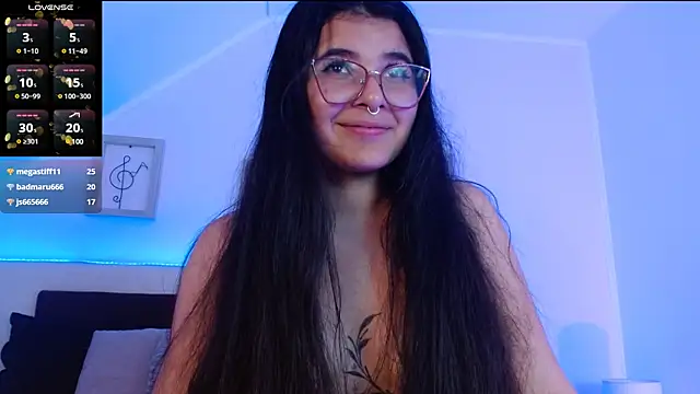 Snapshot of Tifanny_grey chatting on 01/17/25, 01:57 Tifanny grey online show from 01/17/25, 01:57