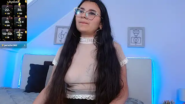 Snapshot of Tifanny_grey chatting on 01/31/25, 08:43 Tifanny grey online show from 01/31/25, 08:43