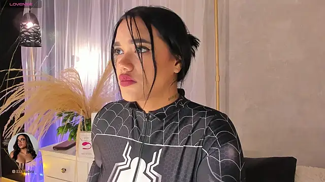 ElaEndez  online show from 01/25/25, 09:14