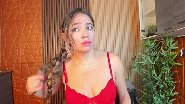 Alessia Taylorr online show from 03/14/25, 11:56