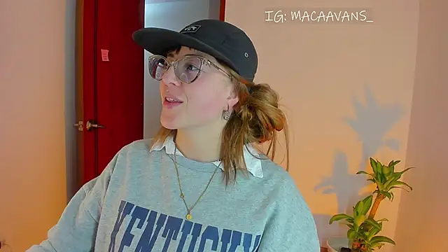 tekila   online show from 02/12/26, 01:22