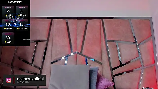 noah crux online show from 12/23/24, 12:08