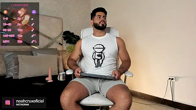 noah crux online show from 02/10/25, 12:18