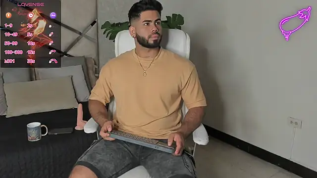 noah crux online show from 02/17/25, 12:16