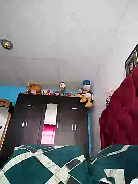 Snapshot of evelyn_prince1 chatting on 01/21/25, 02:15 evelyn prince1 online show from 01/21/25, 02:15