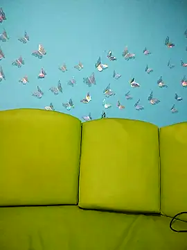 Snapshot of evelyn_prince1 chatting on 10/19/25, 02:50 evelyn prince1 online show from 10/19/25, 02:50