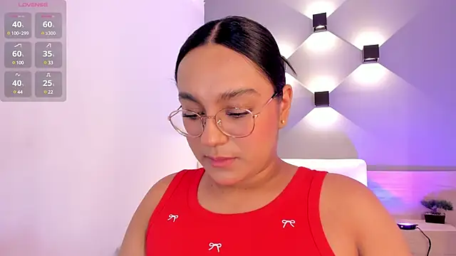 ellamontoya online show from 03/04/25, 04:27