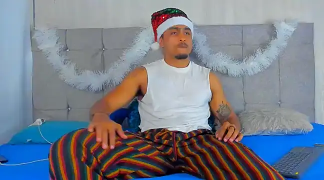 Snapshot of Mateo_Reales chatting on 12/21/24, 05:25 Mateo Reales online show from 12/21/24, 05:25