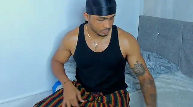 Snapshot of Mateo_Reales chatting on 03/04/25, 03:55 Mateo Reales online show from 03/04/25, 03:55