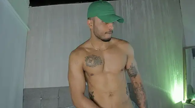 Snapshot of Mateo_Reales chatting on 03/19/25, 03:30 Mateo Reales online show from 03/19/25, 03:30