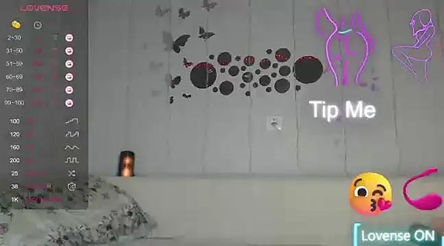 Snapshot of SuchAngel_ chatting on 02/05/25, 02:19 SuchAngel  online show from 02/05/25, 02:19