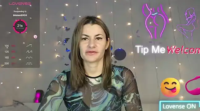 Snapshot of SuchAngel_ chatting on 02/15/25, 02:04 SuchAngel  online show from 02/15/25, 02:04