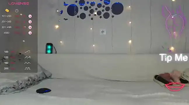 Snapshot of SuchAngel_ chatting on 03/06/25, 01:48 SuchAngel  online show from 03/06/25, 01:48