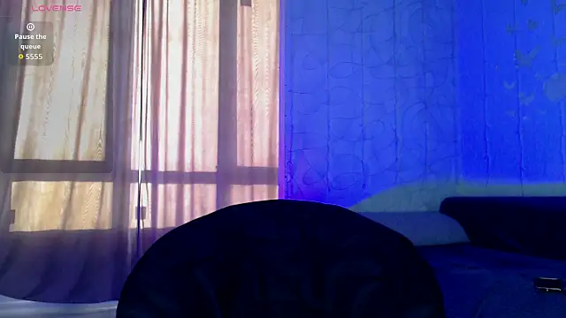 Snapshot of SuchAngel_ chatting on 10/18/25, 02:14 SuchAngel  online show from 10/18/25, 02:14