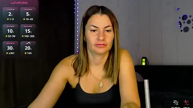 Snapshot of SuchAngel_ chatting on 10/29/25, 02:25 SuchAngel  online show from 10/29/25, 02:25