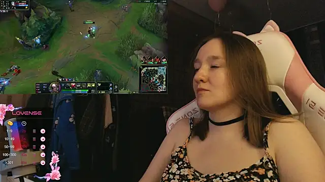 Snapshot of MoonlishSiren chatting on 01/12/26, 09:31 MoonlishSiren online show from 01/12/26, 09:31