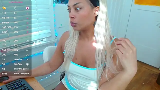 Snapshot of AriaAsster chatting on 02/09/26, 07:18 AriaAsster online show from 02/09/26, 07:18