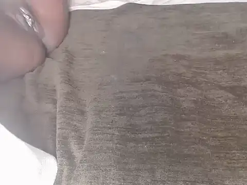 Snapshot of ChErRyanDchOcO chatting on 10/09/25, 10:24 ChErRyanDchOcO online show from 10/09/25, 10:24