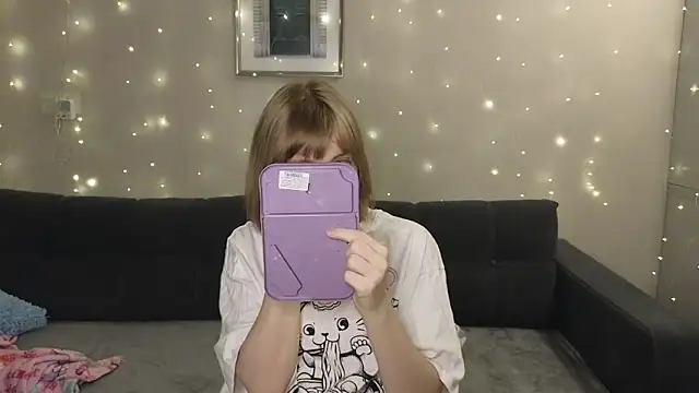 HermioneHHH online show from 12/20/24, 06:13