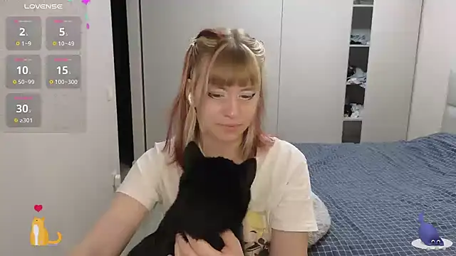 HermioneHHH online show from 10/08/25, 07:22