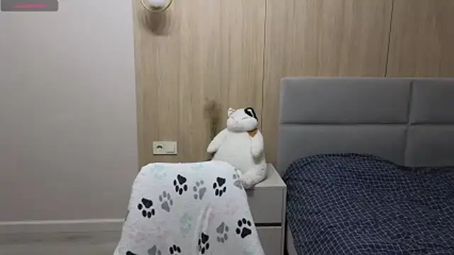 HermioneHHH online show from 12/05/25, 07:10