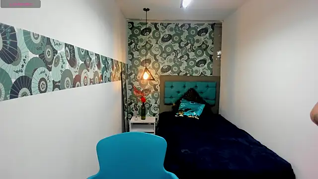 LiaCooper  online show from 01/21/25, 12:07