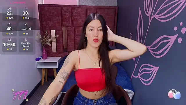 Snapshot of LiaCooper_ chatting on 06/01/26, 12:51 LiaCooper online show from 06/01/26, 12:51