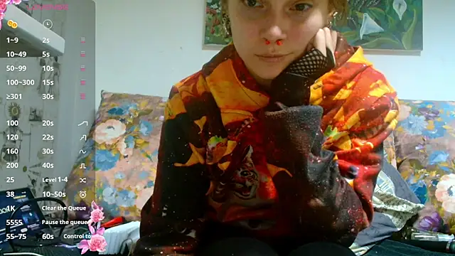 Snapshot of Sophie_Bell chatting on 12/22/24, 06:48 Sophie Bell online show from 12/22/24, 06:48