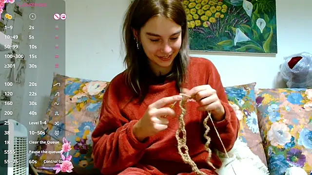 Snapshot of Sophie_Bell chatting on 01/11/25, 08:21 Sophie Bell online show from 01/11/25, 08:21