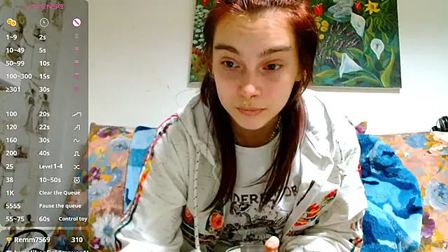 Snapshot of Sophie_Bell chatting on 02/02/25, 09:45 Sophie Bell online show from 02/02/25, 09:45