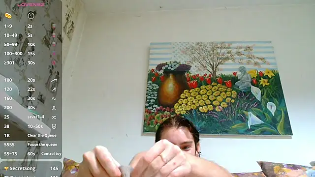 Snapshot of Sophie_Bell chatting on 02/19/25, 07:48 Sophie Bell online show from 02/19/25, 07:48