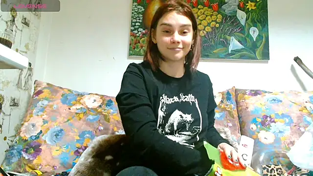 Snapshot of Sophie_Bell chatting on 03/15/25, 08:54 Sophie Bell online show from 03/15/25, 08:54