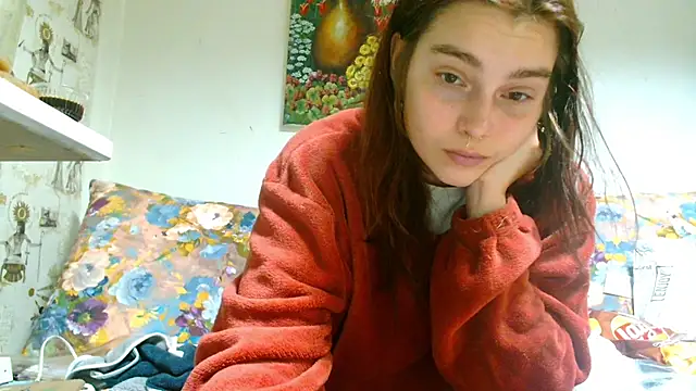 Sophie Bell online show from 03/16/25, 04:56