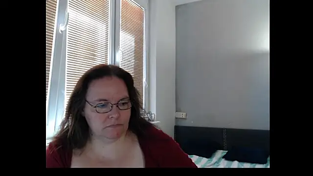 Snapshot of Sweetboobs chatting on 07/05/26, 08:43 Sweetboobs online show from 07/05/26, 08:43