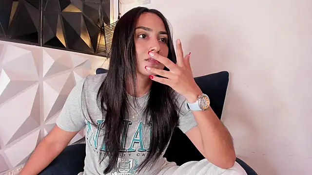 lia sofiia online show from 12/15/24, 01:32