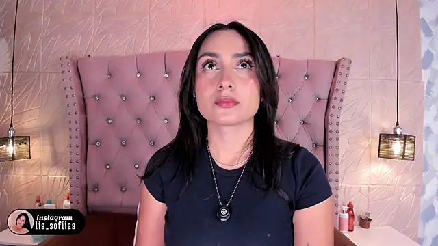 lia sofiia online show from 04/05/26, 08:33