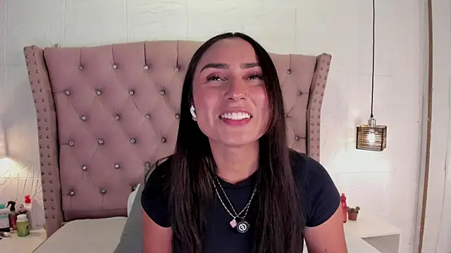 lia sofiia online show from 05/23/26, 09:35