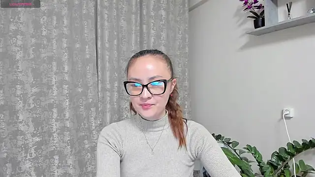 Snapshot of Diana_Taylor chatting on 04/22/26, 09:05 Diana Taylor online show from 04/22/26, 09:05