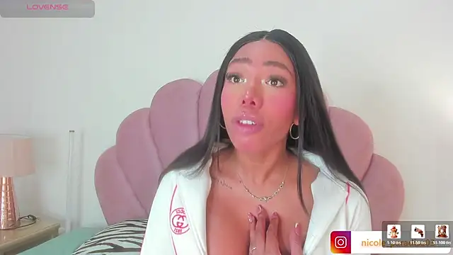 Nicole Paradise online show from 07/24/26, 01:09