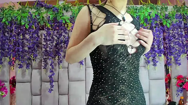 Aurora 18 online show from 01/31/25, 12:17