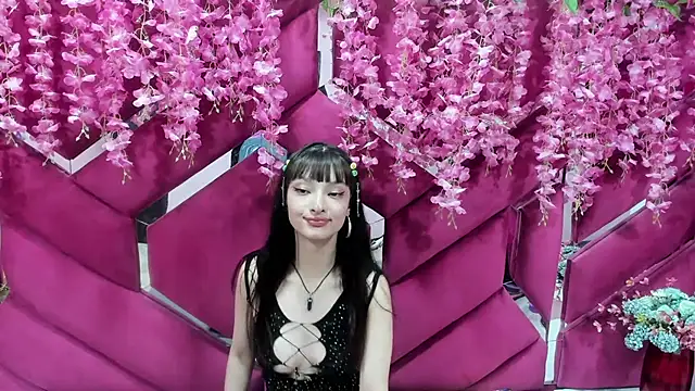 Aurora 18 online show from 02/11/25, 12:17