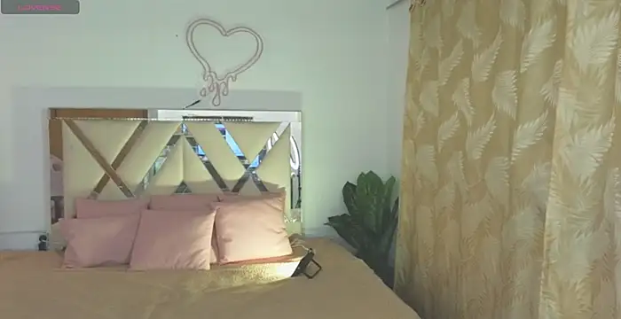 Snapshot of meggan_tay chatting on 01/30/25, 07:07 meggan tay online show from 01/30/25, 07:07