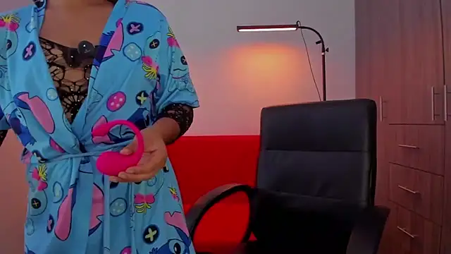 Snapshot of cloy_baby__ chatting on 03/31/26, 11:21 cloy baby online show from 03/31/26, 11:21